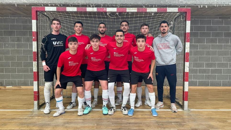 L'equip de futbol sala masculí  de la UVic-UCC va quedar primer classificat i anirà als Campionats d'Espanya Universitaris